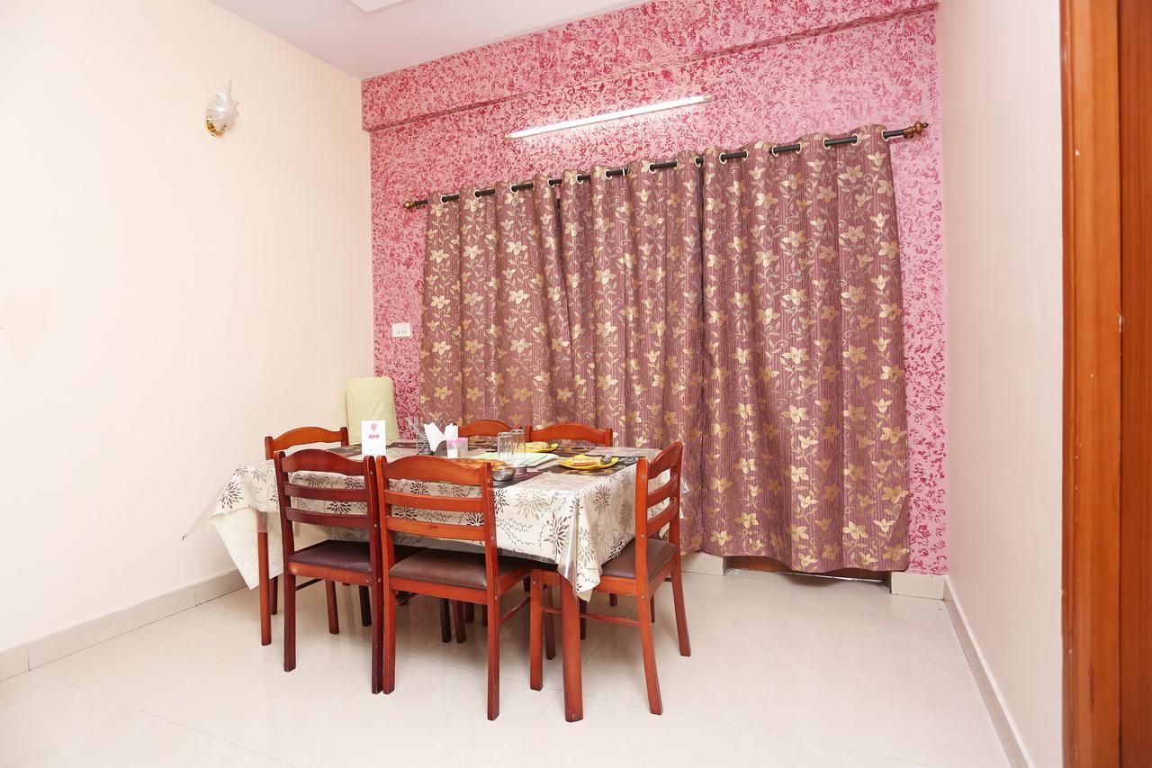 Fabhotel Karishma Homes Begumpet Hyderabad Exterior photo