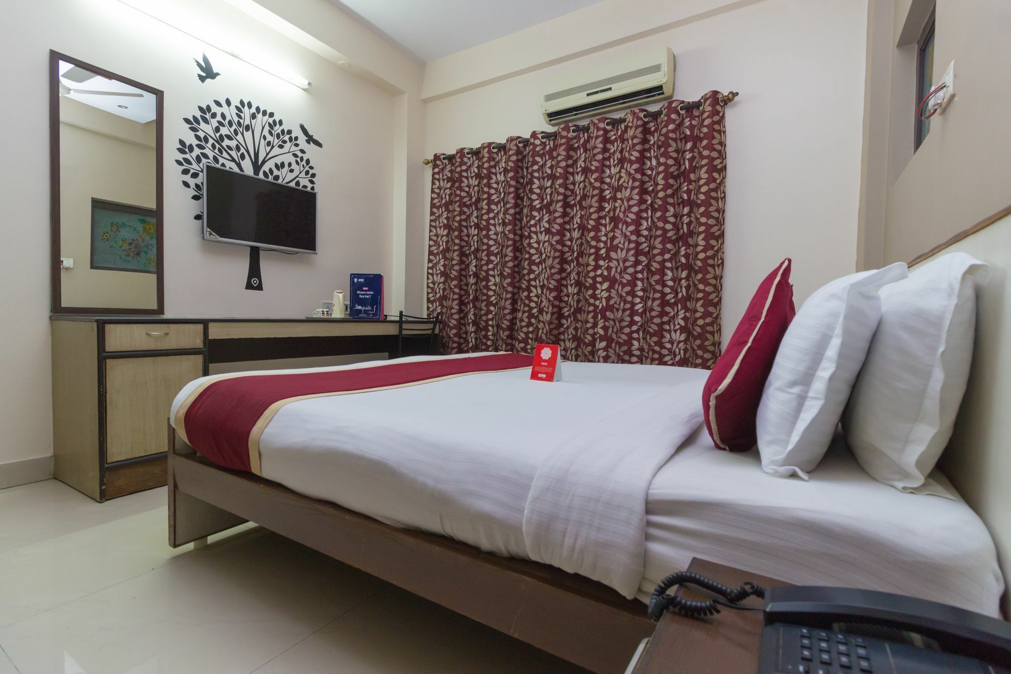 Fabhotel Karishma Homes Begumpet Hyderabad Exterior photo